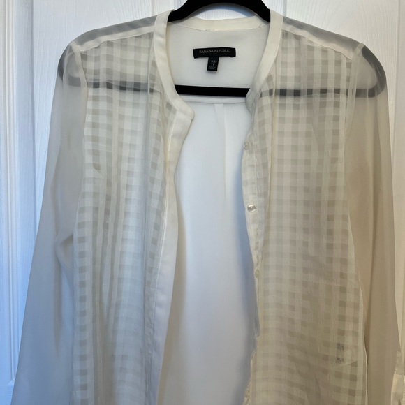 Banana Republic Blouse size XS - Picture 2 of 4